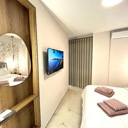 Iris Ii * Λειβαδιά