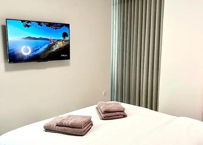 Iris Ii Λειβαδιά